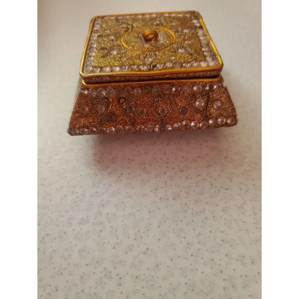 Vintage Gold‎ Jeweled  Resin Trinket Box, from India  1-1/2